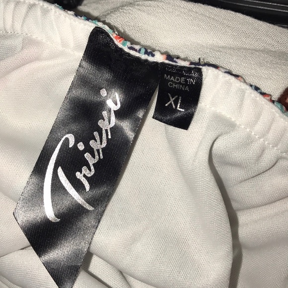 Romper - Picture 2 of 2